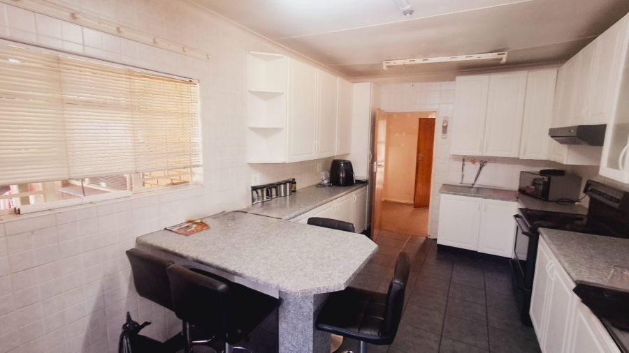 4 Bedroom Property for Sale in Vaalpark Free State